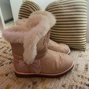 Juicy Couture snow boots